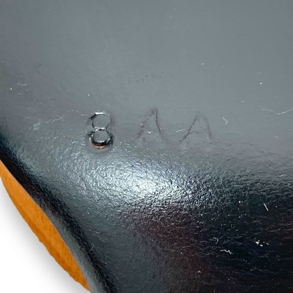 1970's CHARLES JOURDAN Paris suede and snakeskin T-strap high heel shoes - Picture 9 of 15